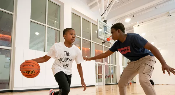kids playing basketball